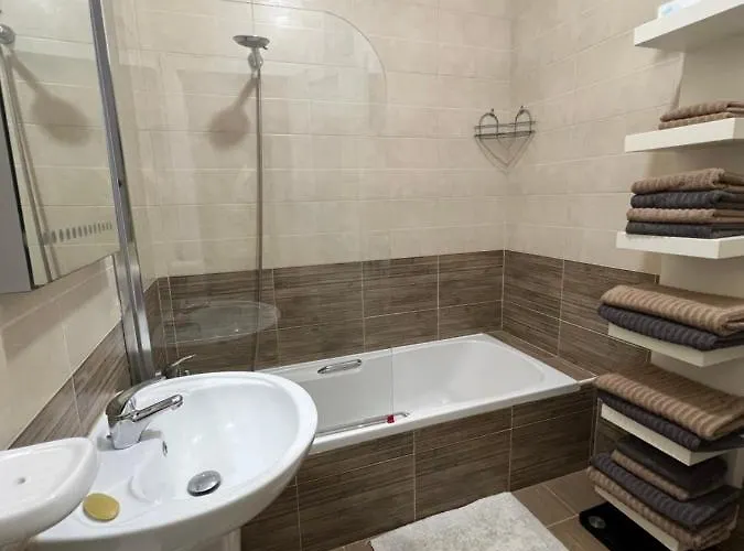 Апартаменты St Julians Smart 2 Bedroom *
