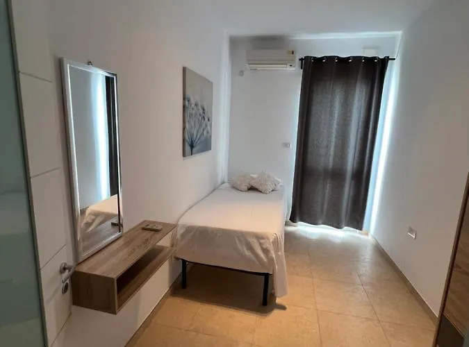 St Julians Smart 2 Bedroom *