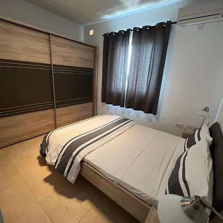 Apartament St Julians Smart 2 Bedroom *
