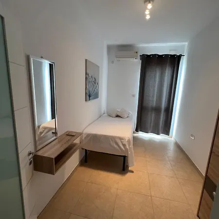 St Julians Smart 2 Bedroom *